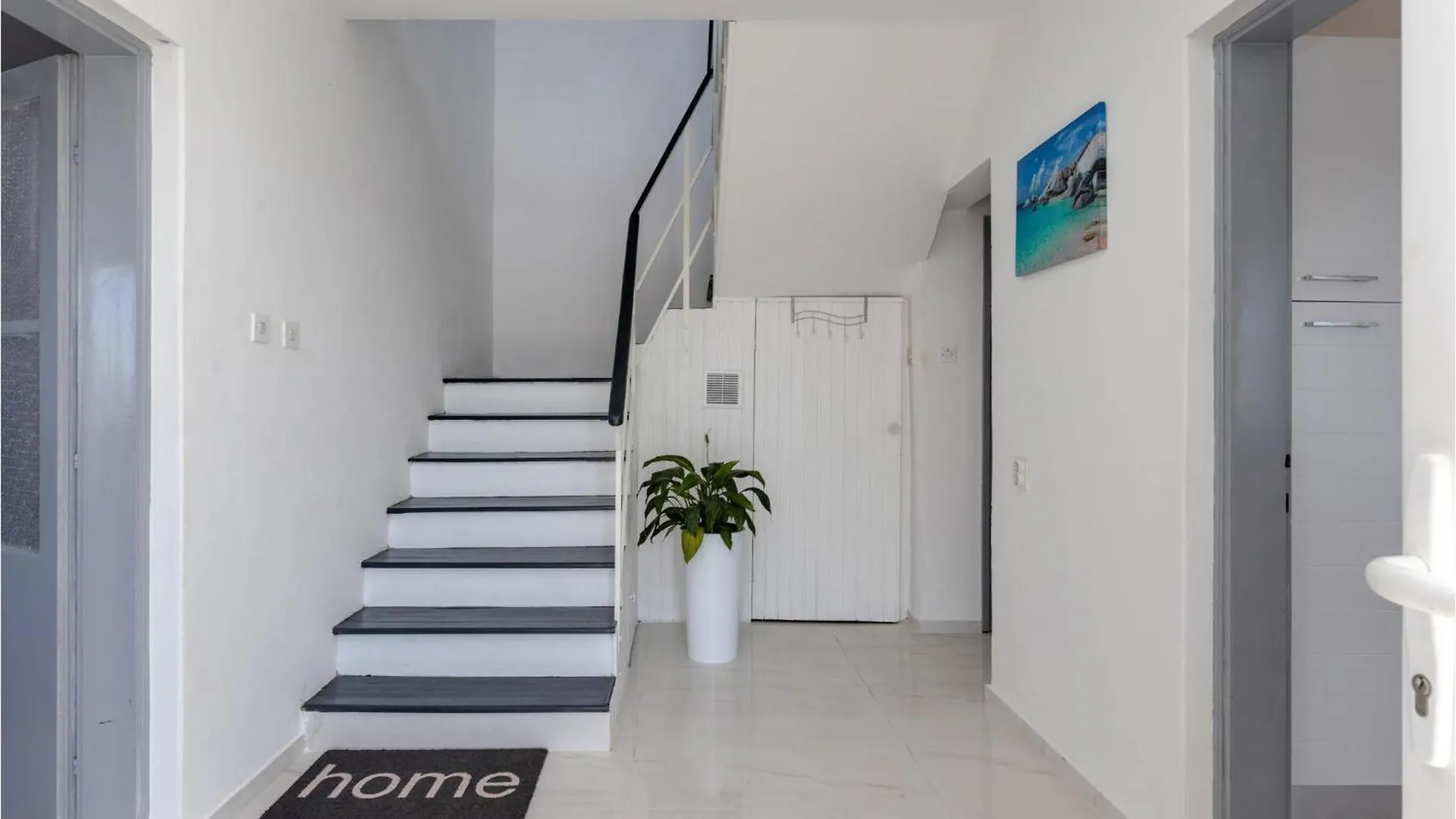 2 Bedroom Gorgeous Home In Dramalj Holiday home